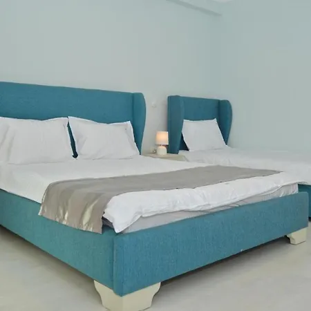 Hotel Mykonos Mamaia Nord 3*